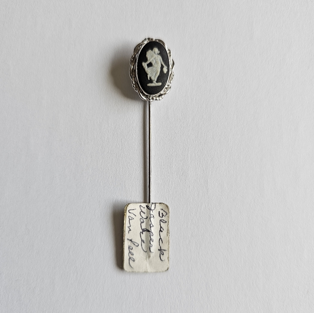 Van Dell Wedgwood Jasperware Stick Pin